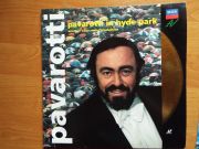 Pavarotti Pavarotti in hyde park LaserDisc